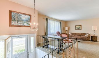 10 Janet Ct, Milltown, NJ 08850