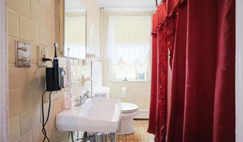 45 Angelico St, Johnston, RI 02919