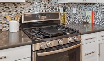 1815 Balsa St, Alameda, CA 94501