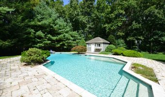 5 Jeff Ln, Canton, CT 06019