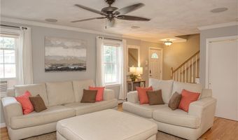 12 N Shore Dr, East Providence, RI 02915