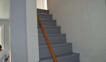 227 Cony Rd, Augusta, ME 04330