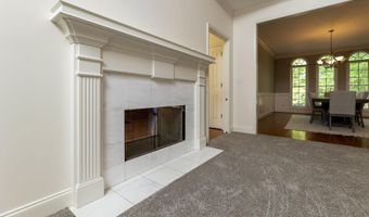975 AVALON Ln, Anniston, AL 36207