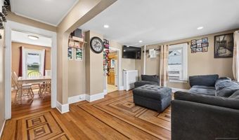 26 Liberty St, Andover, NJ 07801