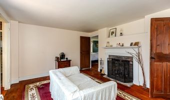 678 N Main, Attleboro, MA 02703