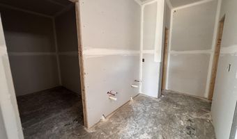 274 Rough Ridge Trl 33, Aberdeen, NC 28315