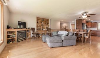 124 Bethesda St NW, Alexandria, MN 56308