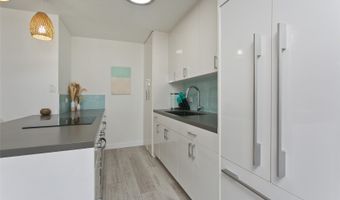 320 Liliuokalani Ave 602, Honolulu, HI 96815