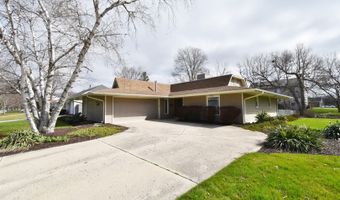 124 Circle Dr E, Montgomery, IL 60538