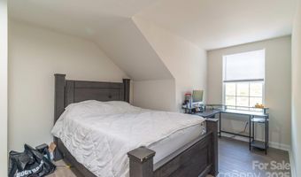 1811 Continental Dr, Albemarle, NC 28001
