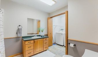 151 Bluffs Rd NW, Alexandria, MN 56308