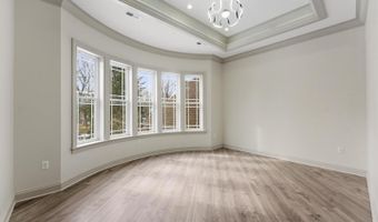7301 CALVERT St, Annandale, VA 22003