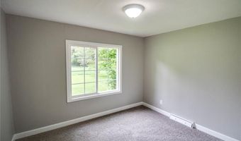 3531 Hoover Dr, Alton, IL 62002
