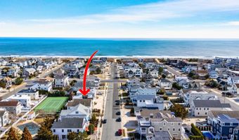 45 W 19th St, Avalon, NJ 08202