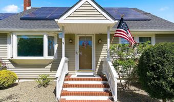 19 Harpoon St, Beachwood, NJ 08722