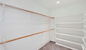 11246 Pleasant Hills Dr, Apple Valley, CA 92308