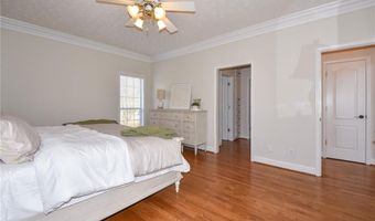 2447 OAKWOODS Ln, Alexander City, AL 35010