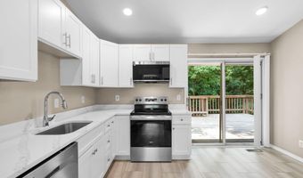 13 FARSTA Ct, Rockville, MD 20850