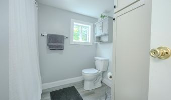 26 Roland Dr, Allenstown, NH 03275