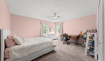 390 Willard Rd, Aurora, OH 44202