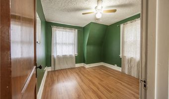 566 Lindell St, Akron, OH 44305