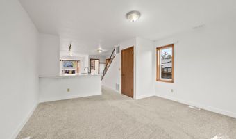 424 E Manor Ave, Anchorage, AK 99501
