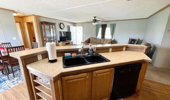 806 Autumnwood Rd, Ash Flat, AR 72513