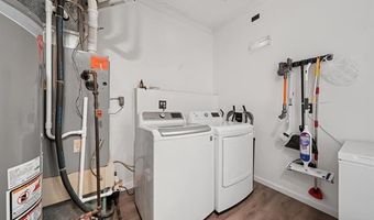 6345 Kolb Ave, Allen Park, MI 48101