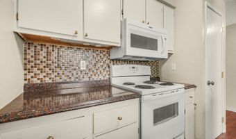 5488 SW ALGER Ave 12, Beaverton, OR 97005