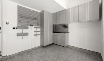 44824 TIVERTON Sq, Ashburn, VA 20147
