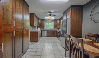 1 Ivy Cir, Arkadelphia, AR 71923