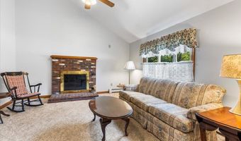 136 Bernard Cir, Abington, MA 02351