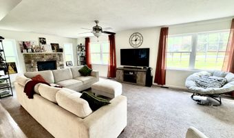 2292 Bismark Rd, Blakeslee, PA 18610