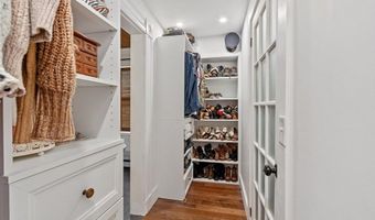 15 Chapel St, Ashburnham, MA 01430