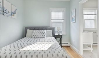112 Esplanade, Middletown, RI 02842
