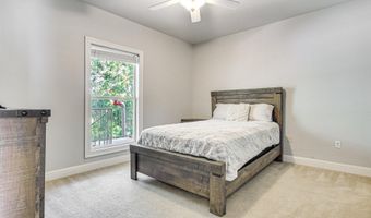 183 Mcdonnell Ave 304, Biloxi, MS 39531