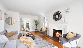 5621 HUNTINGTON Pkwy, Bethesda, MD 20814