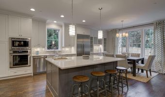 5700 TANGLEWOOD Dr, Bethesda, MD 20817