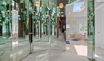 1049 MCKEAN Rd, Ambler, PA 19002