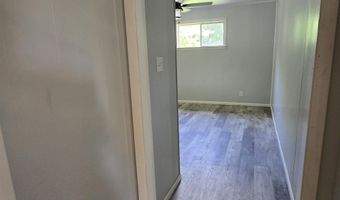 1800 White Dr, Batesville, AR 72501