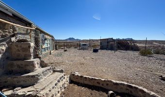 400 N Smiling Dog Trl, Terlingua, TX 79830