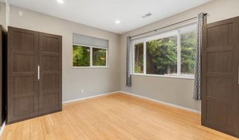 1346 Diamond Dr, Arcata, CA 95521