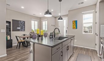 1625 S Andes Way, Aurora, CO 80017