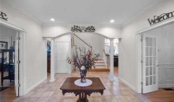 2 Scenic Ridge Ct, Coventry, RI 02816