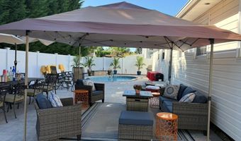 160 Grand Central Ave, Amityville, NY 11701