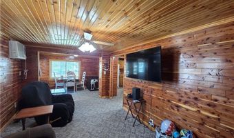 131 W 5th St, Adrian, MO 64720