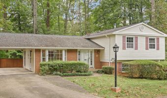 8504 CANTERBURY Dr, Annandale, VA 22003
