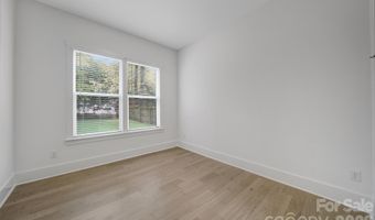1016 Rockway Dr, Charlotte, NC 28205
