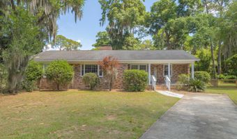 2500 Black Oak Cir, Beaufort, SC 29902
