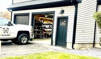 216 Maple Ave, Barrington, RI 02806